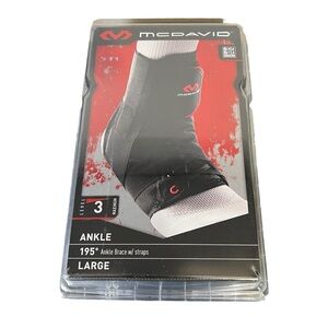 McDavid 195 Ultralight Ankle Brace with Straps - Black